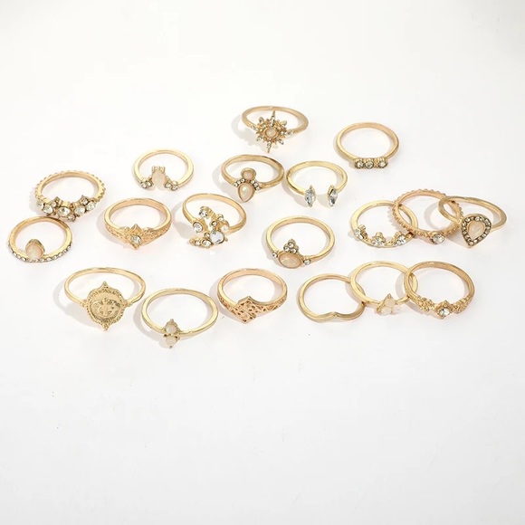 3/$25⚡️gold boho stackable drop moon star ring set - Picture 3 of 15